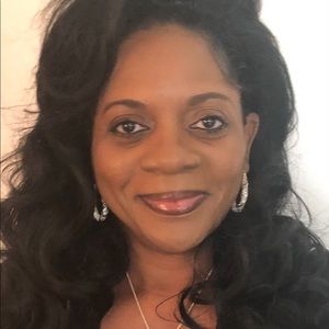 Meet your Posher, Felicia